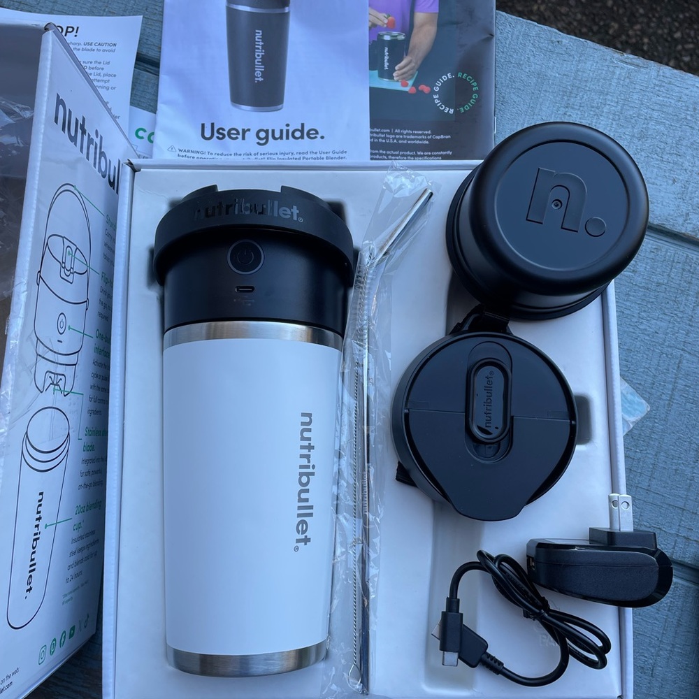 NutriBullet Flip Insulated Portable Blender